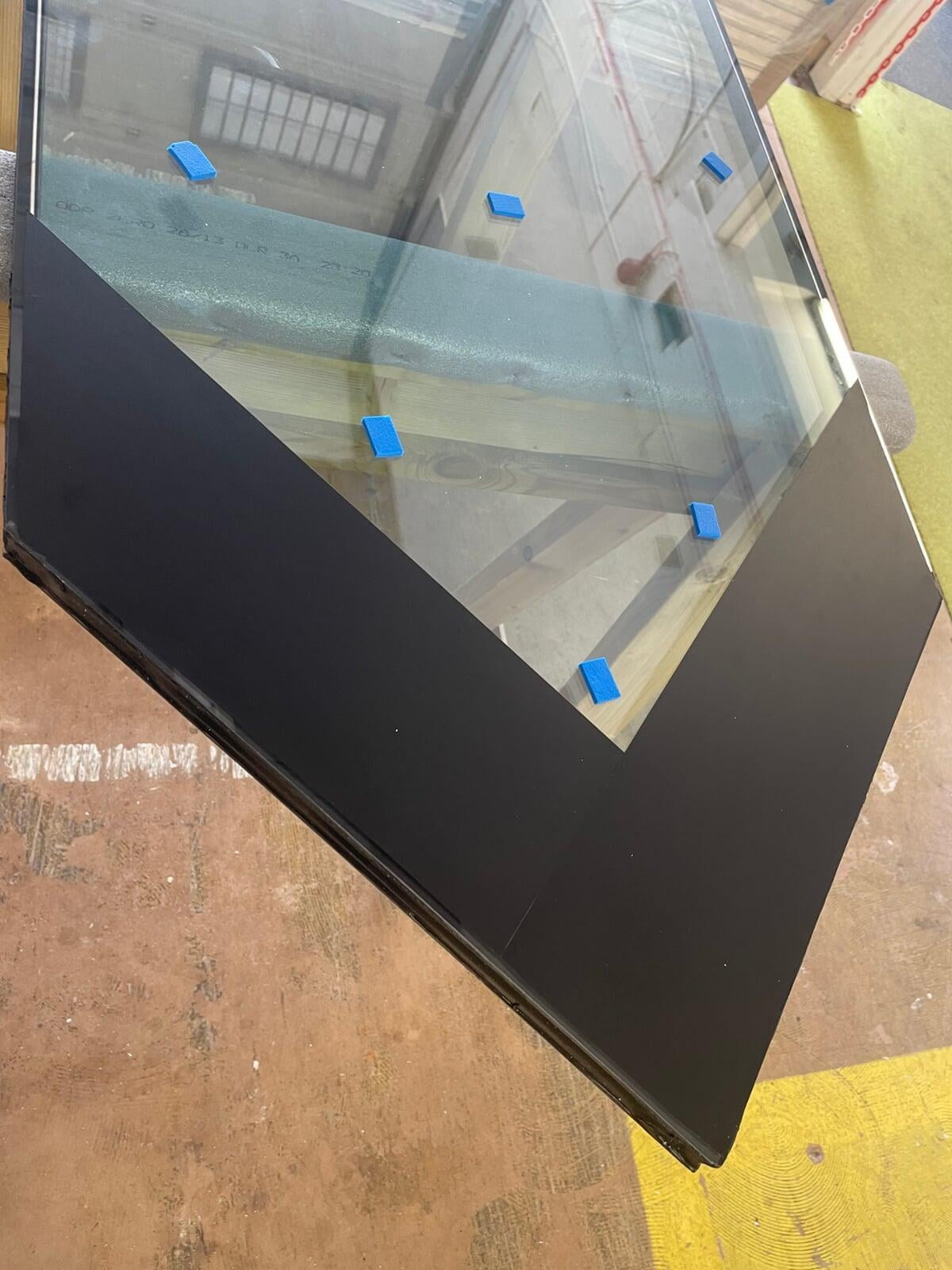 Icoview Glass pane film example